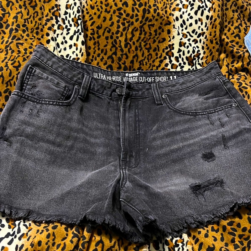 Black ultra hi-rise shorts